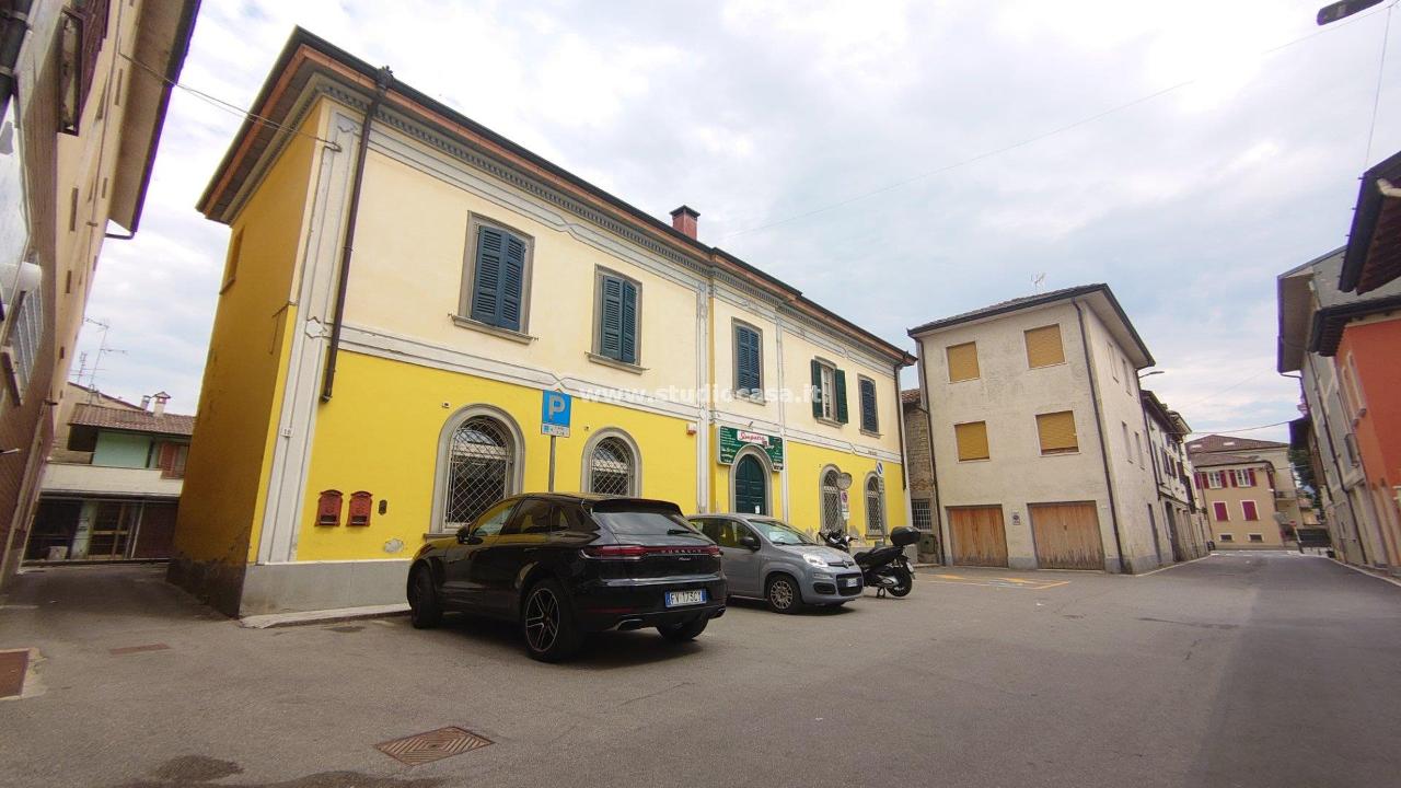 Palazzo in vendita a Sergnano