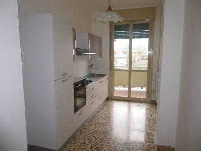 appartamento in vendita a Reggio nell'Emilia in zona Città Storica