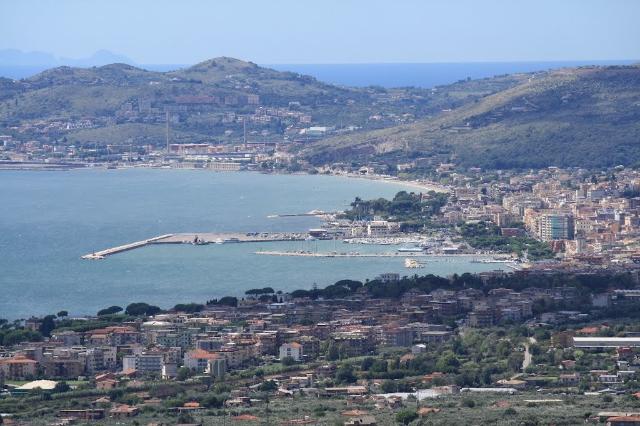 Terreno agricolo in Castellonorato, Formia - Foto 1