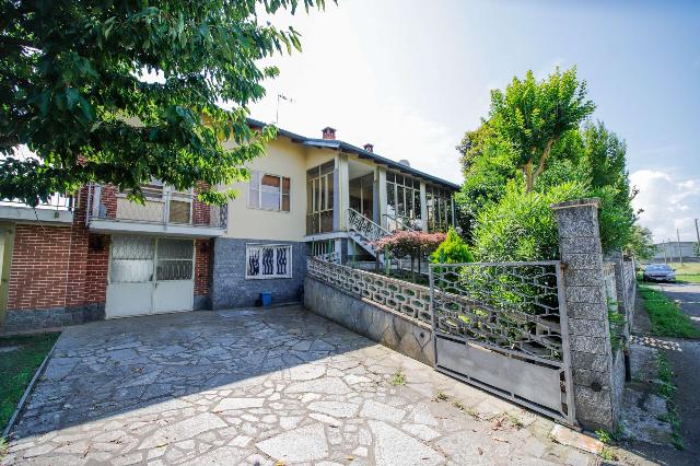 Villa unifamiliare in Via Meana 198, Volpiano - Foto 1