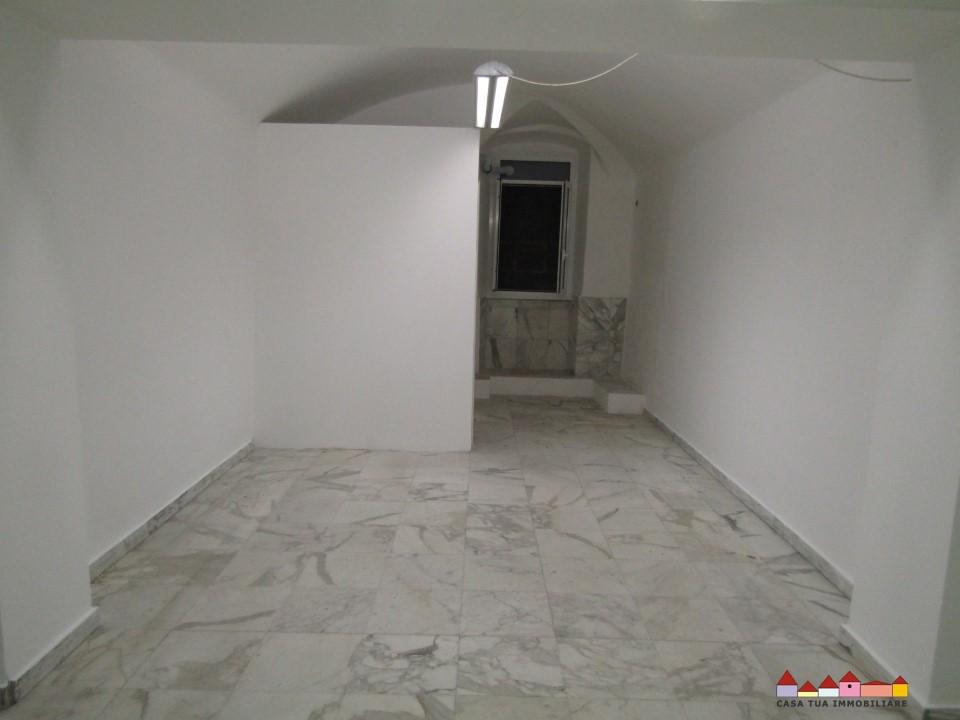 Negozio in , Carrara, {3} - Foto 1