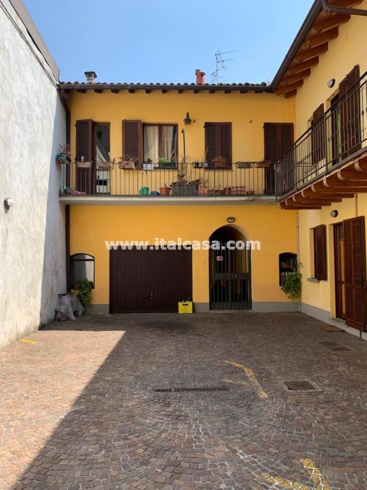 Villa quadrifamiliare in vendita a Alzano Lombardo