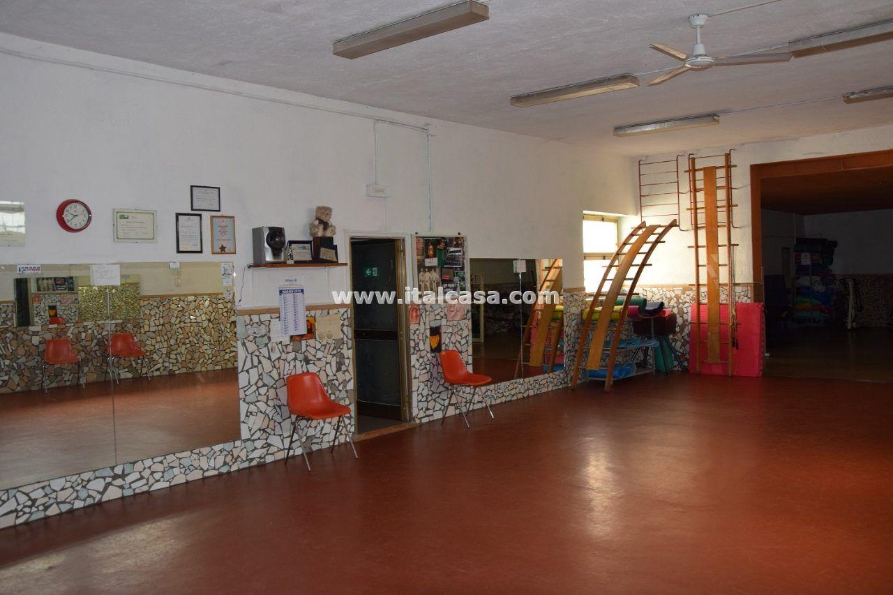Magazzino in Via San'Antonio, Crotone, {3} - Foto 1