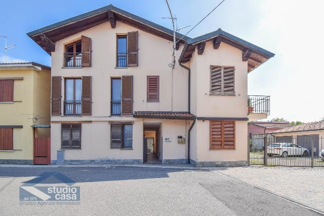 3-room flat in Via Garibaldi 26, Secugnago - Photo 1