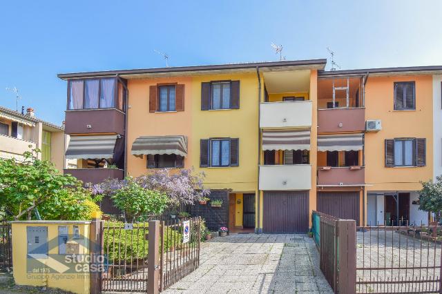 Villa a schiera in Via Bice Manara 9, Villanova del Sillaro - Foto 1