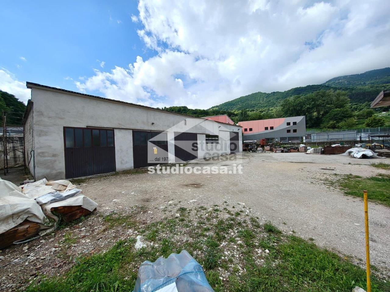 Magazzino in Via Cavour, Brentonico, {3} - Foto 1