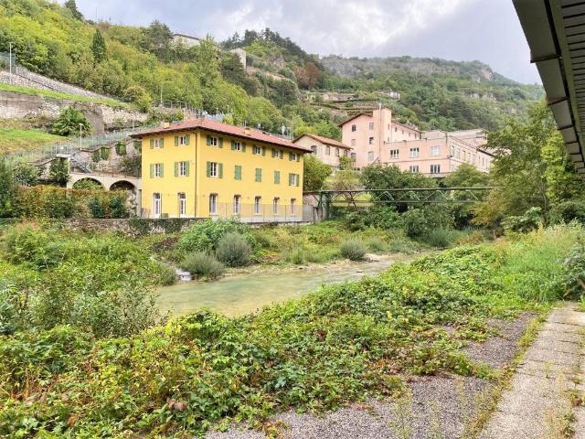 Warehouse, Rovereto - Photo 1