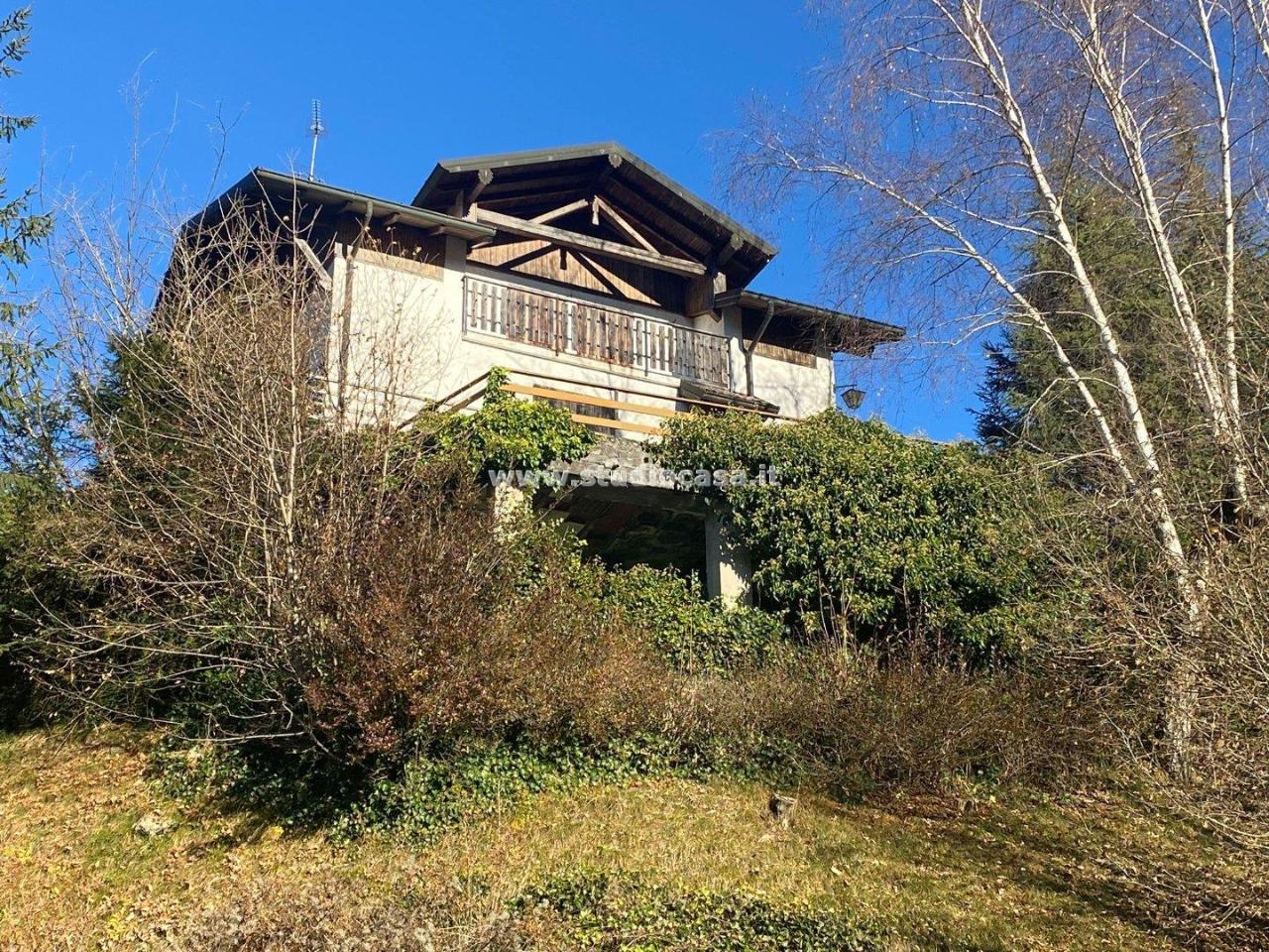 Villa bifamiliare in vendita a Serina