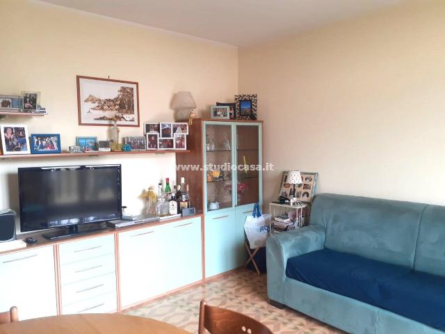 2-room flat in Via Plassa, Oltre il Colle - Photo 1