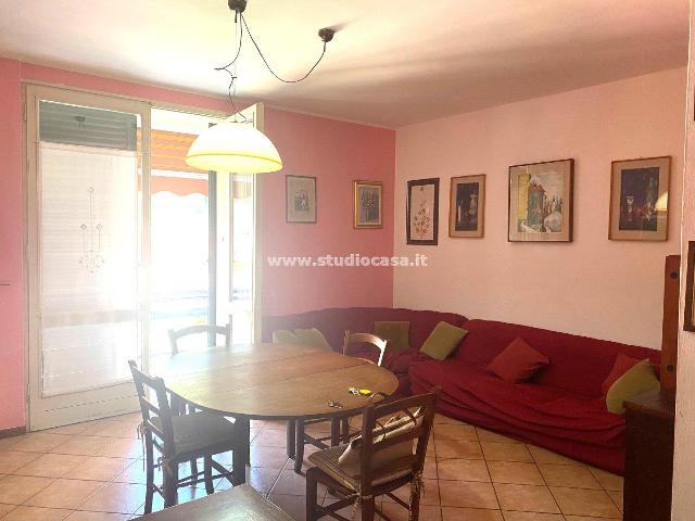 3-room flat in Via Arlecchino, San Giovanni Bianco - Photo 1