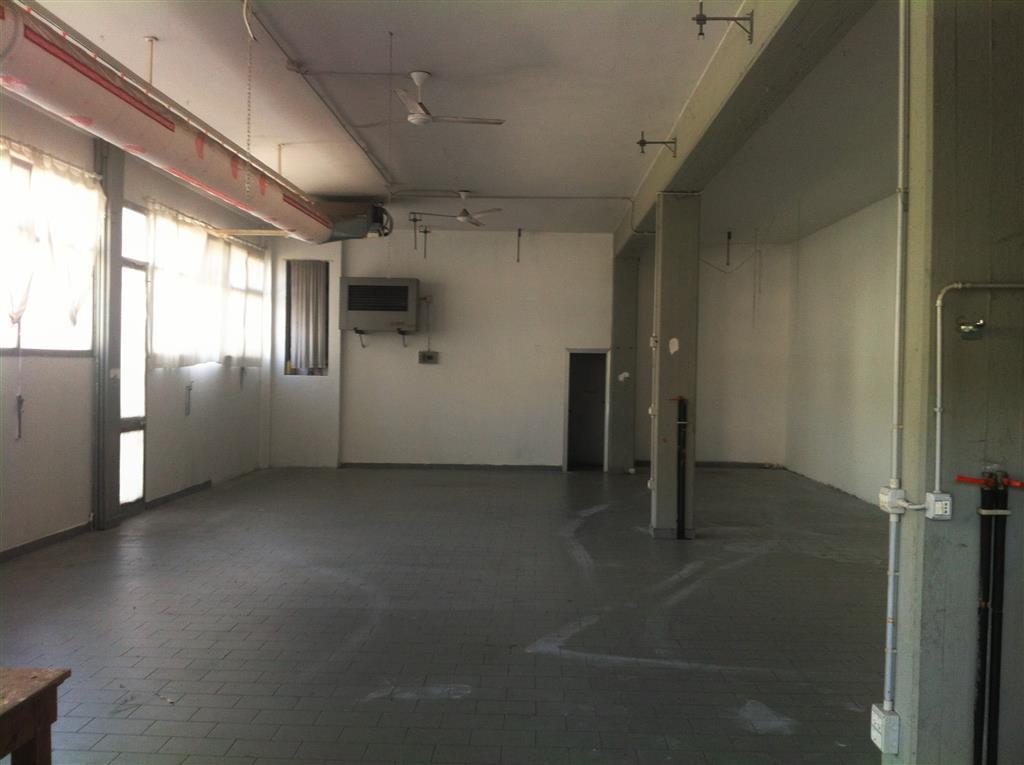 Magazzino in , Signa, {3} - Foto 1