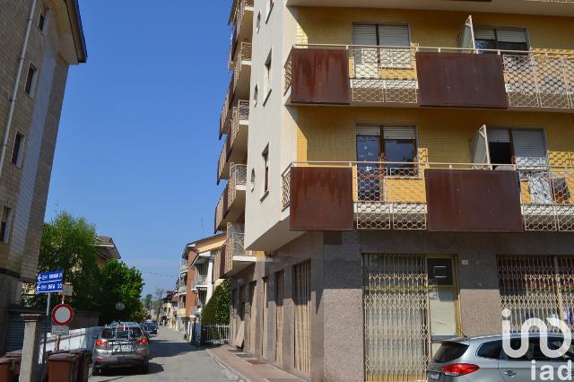 Quadrilocale in Via Divisione Cuneense 37, Dogliani - Foto 1