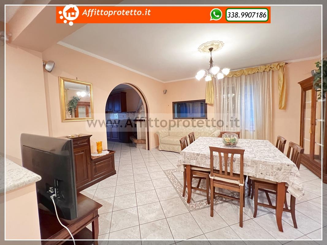 Appartamento in villa in affitto a Formia