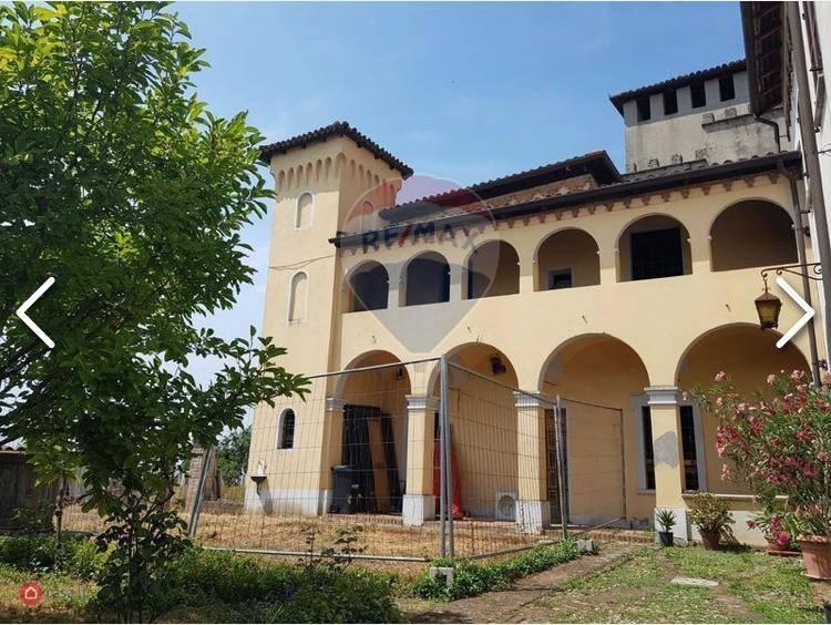 Castello in vendita a Sant'Agata Fossili