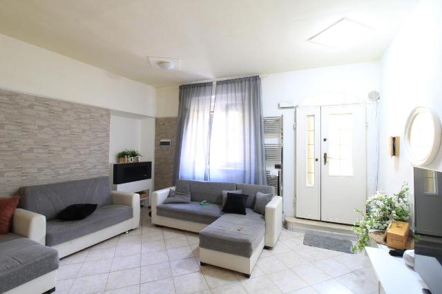 4-room flat in Via Torre, Montelupo Fiorentino - Photo 1