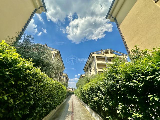 3-room flat in Via Alberelle, Rozzano - Photo 1