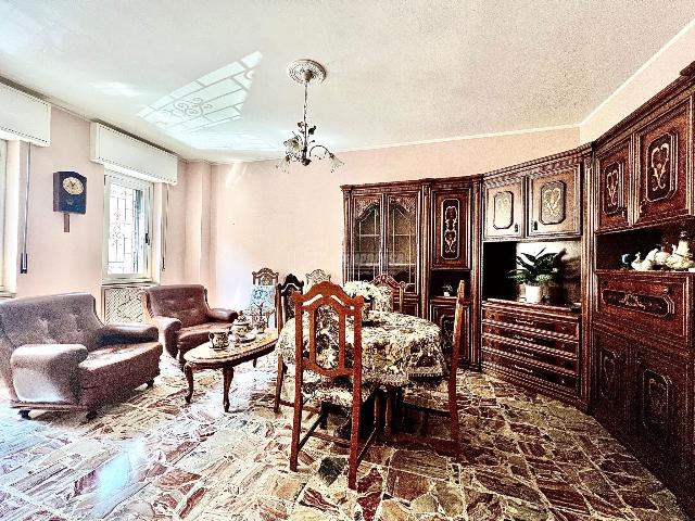 3-room flat in Via Gramsci 61, Rozzano - Photo 1