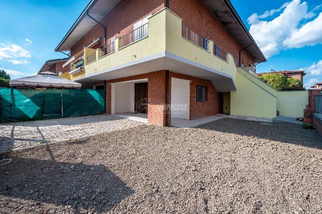 Terraced house in Via Boldrini, Castelfranco Emilia - Photo 1