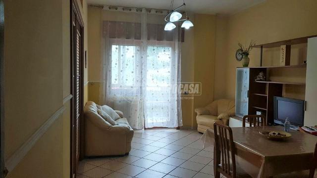 4-room flat in Via San Nicola, Atripalda - Photo 1