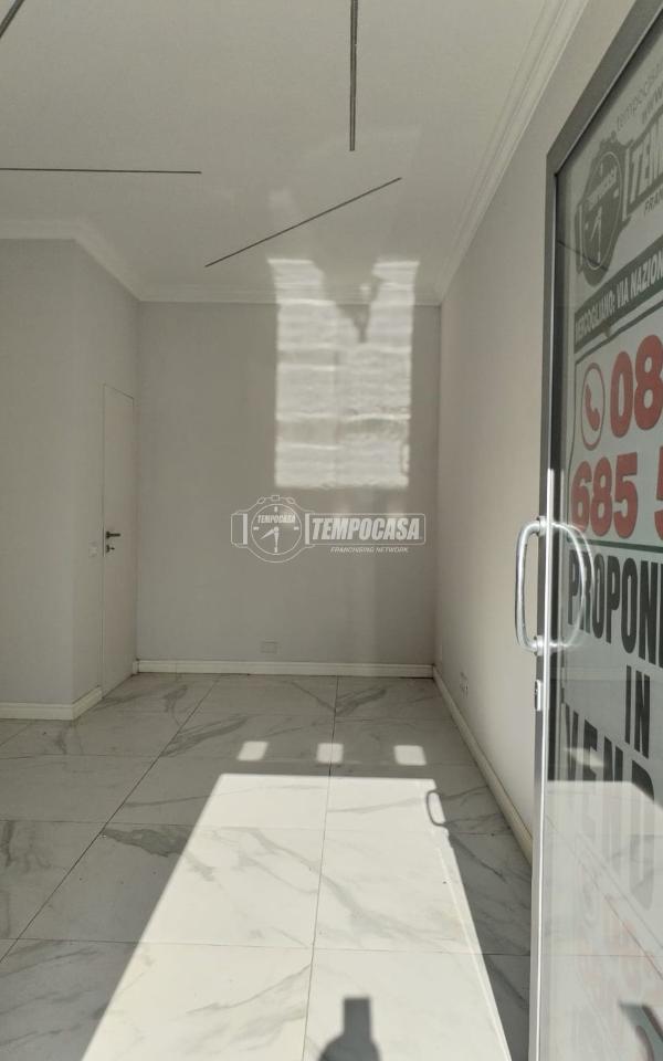 Negozio in Via Nazionale 157, Mercogliano, {3} - Foto 1