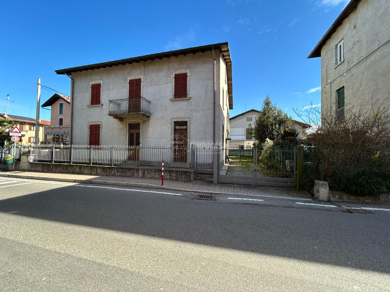 Villa in vendita a Beregazzo Con Figliaro
