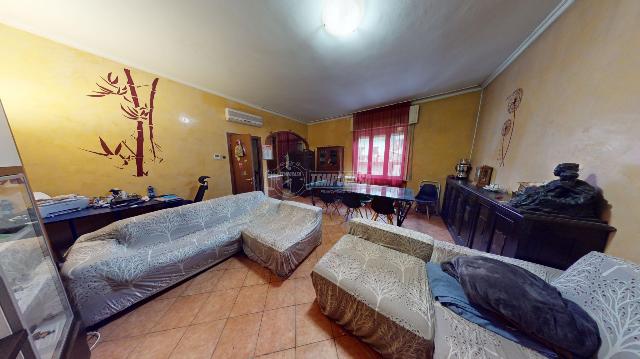 3-room flat in Via Addolorata, Cesano Maderno - Photo 1