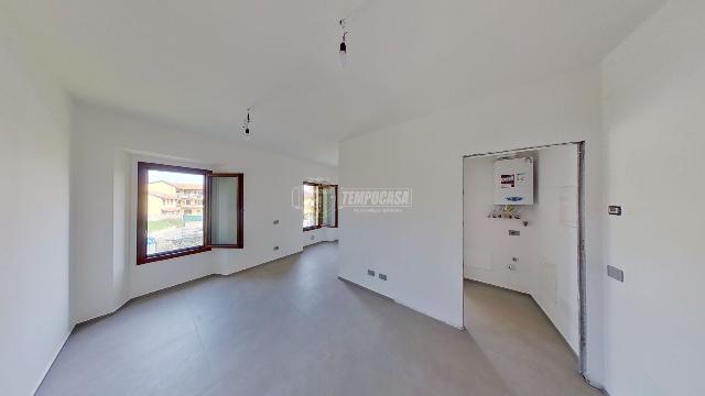 2-room flat in Via Genova, Lazzate - Photo 1