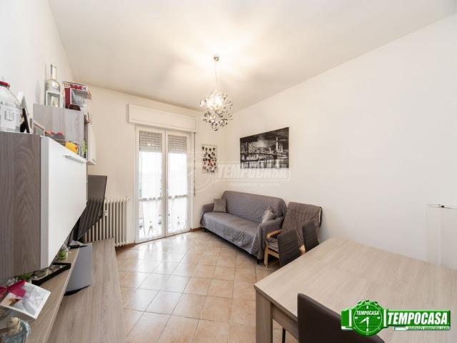 2-room flat in Via Italia, Muggiò - Photo 1