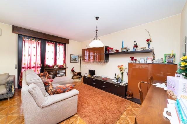 4-room flat in Via Don Sturzo 16, Gorgonzola - Photo 1