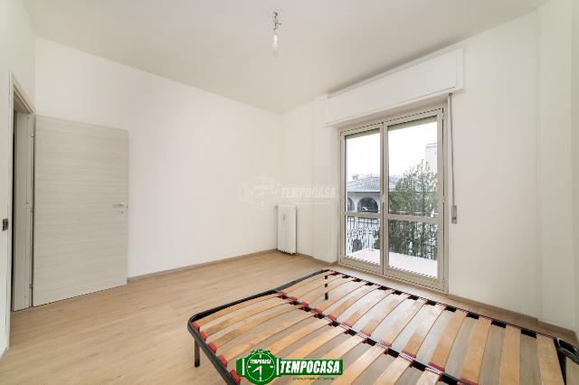 2-room flat in Via De Amicis, Melzo - Photo 1