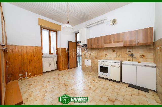 3-room flat in {3}, Piazza C. Battisti 2 - Photo 1