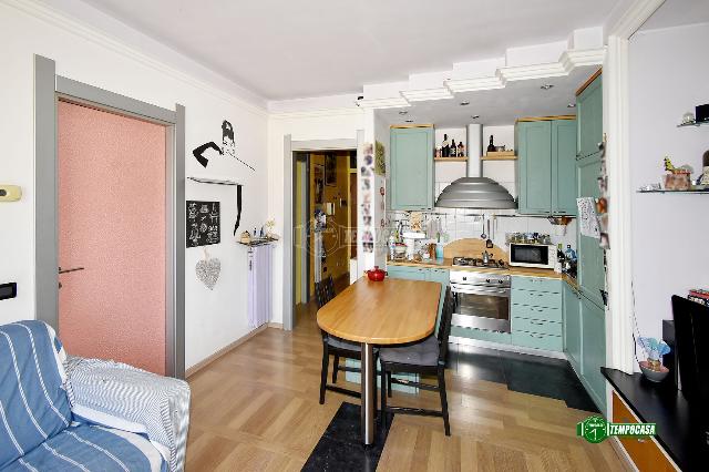 2-room flat in Via Zara 19/U, Rho - Photo 1