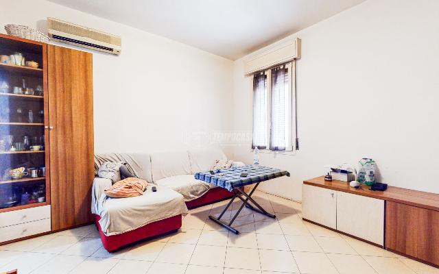 Apartament in {3}, Viale E.Fermi - Photo 1