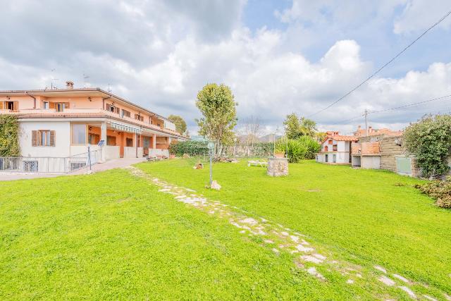 Villa a schiera in Via Fosso della Tomba, Cerveteri - Foto 1