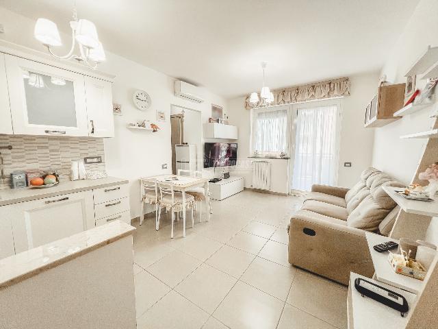 3-room flat in Via Gian Battista Falda , Civitavecchia - Photo 1