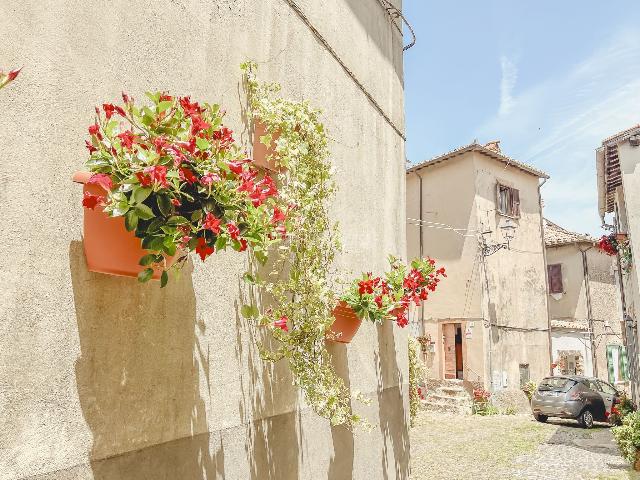 Bilocale in Piazza Giustino Colelli, Tolfa - Foto 1