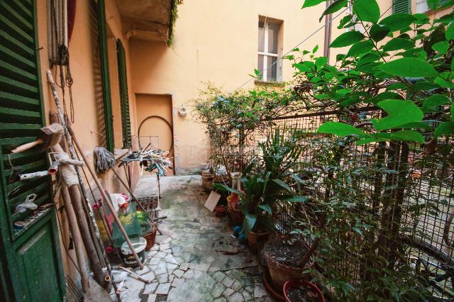 2-room flat in Via del Borgo di San Pietro, Bologna - Photo 1