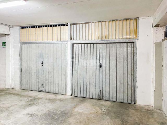 Garage or car box in {3}, - Photo 1