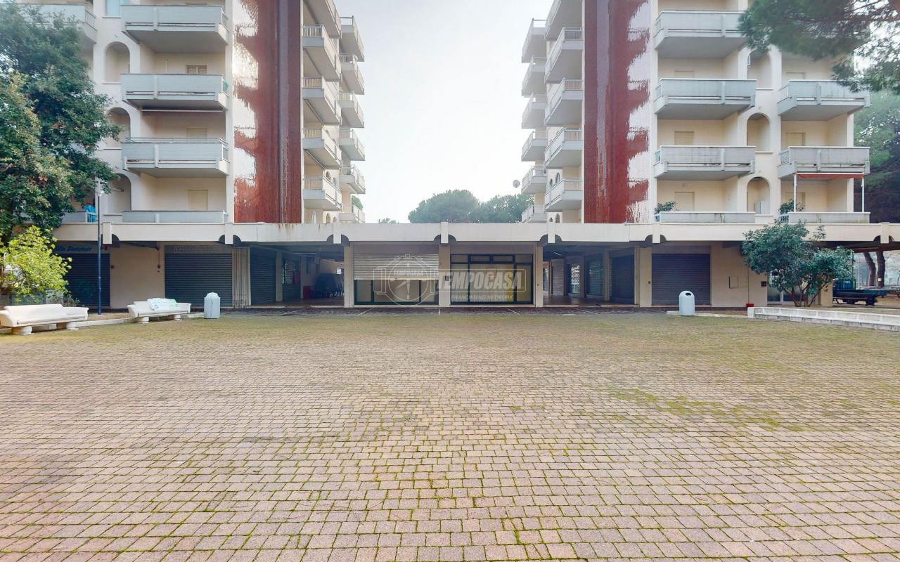 Ufficio in Piazzale dei Pesci 4, Cervia, {3} - Foto 1