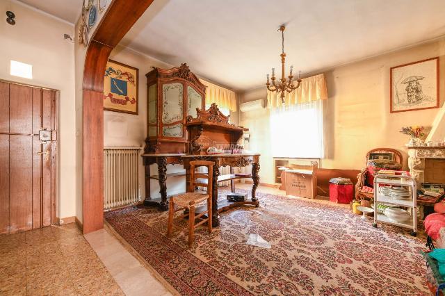 Mansion in {3}, Via Vittorio Veneto - Photo 1