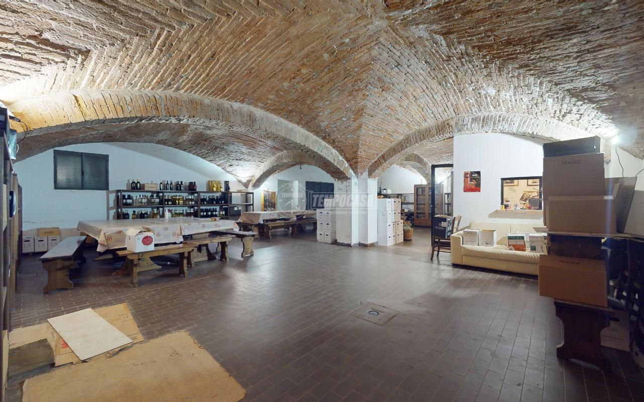 Laboratorio in , Bologna, {3} - Foto 1