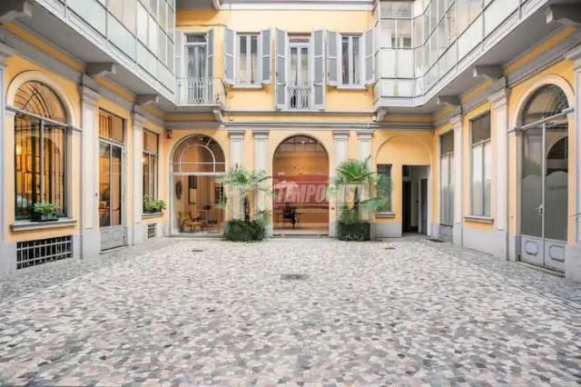 2-room flat in Via Brera, Milano - Photo 1