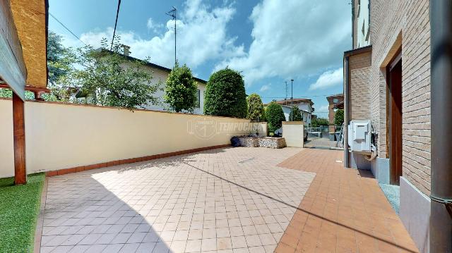 4-room flat, Carpi - Photo 1