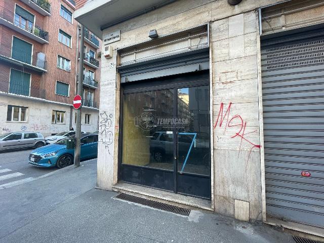 Geschäft in Via Bene Vagienna 16, Torino - Foto 1