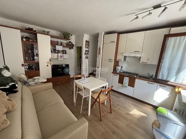 2-room flat in Via Lucrezia Crivelli Rusca 21, Como - Photo 1