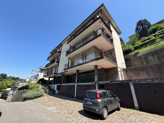 Dreizimmerwohnung in Via Gioacchino Rossini 34, Como - Foto 1