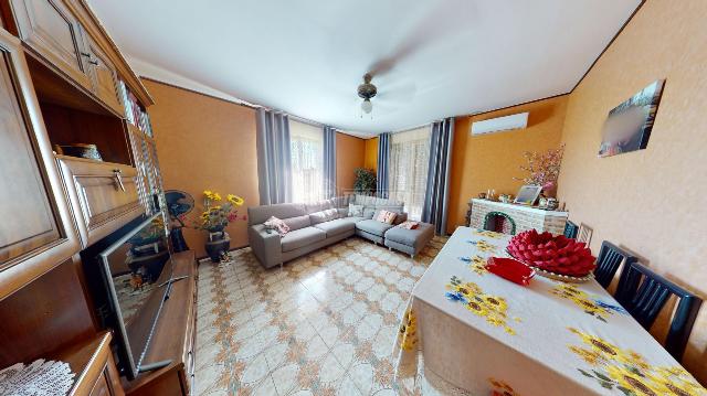 Vierzimmerwohnung in Via della Bastiglia 19, Como - Foto 1