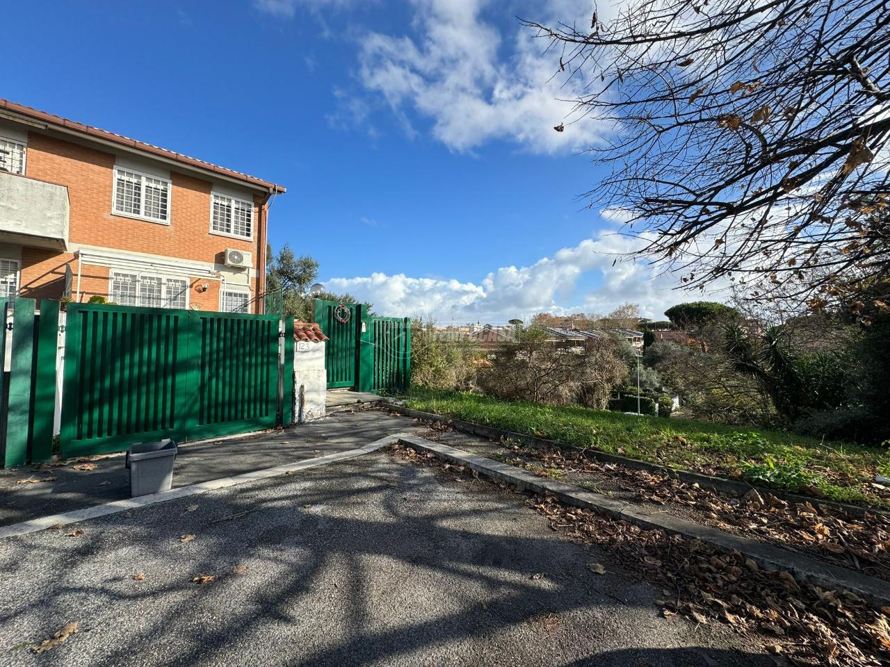 Casa indipendente in vendita a Roma