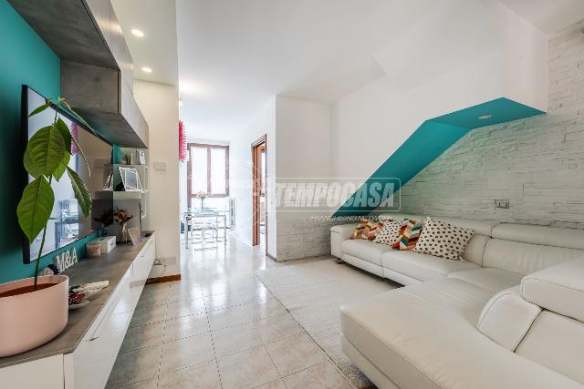 3-room flat in Via San Francesco d'Assisi, Trezzano sul Naviglio - Photo 1