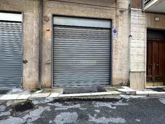 Garage or car box in Via Tiziano, Conversano - Photo 1